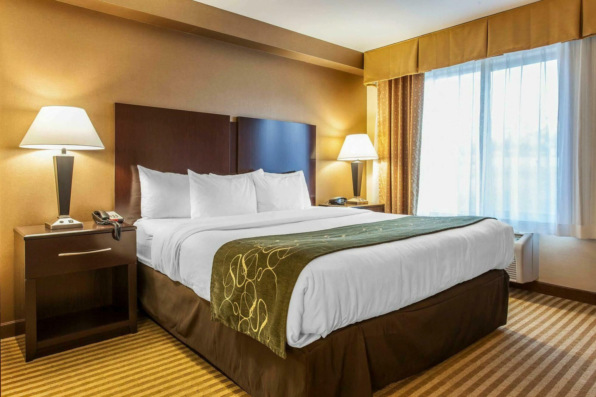 Comfort Suites Wenatchee Gateway Zewnętrze zdjęcie